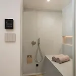 Hotel Selected *