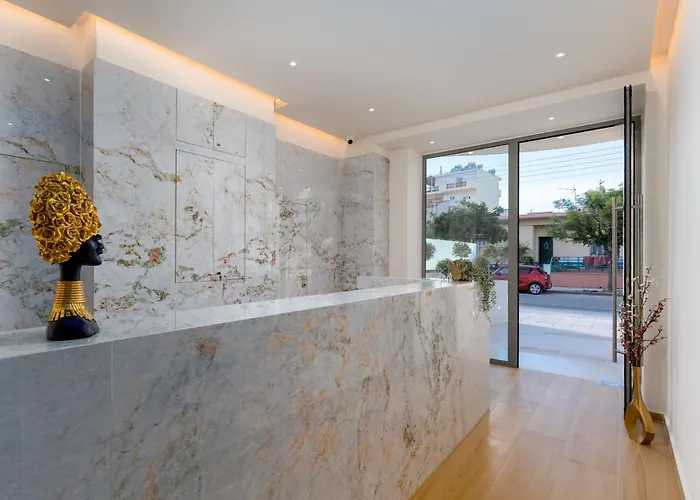 Selected * La Canée