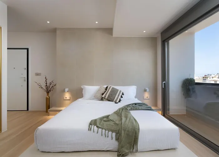 Selected * La Canée